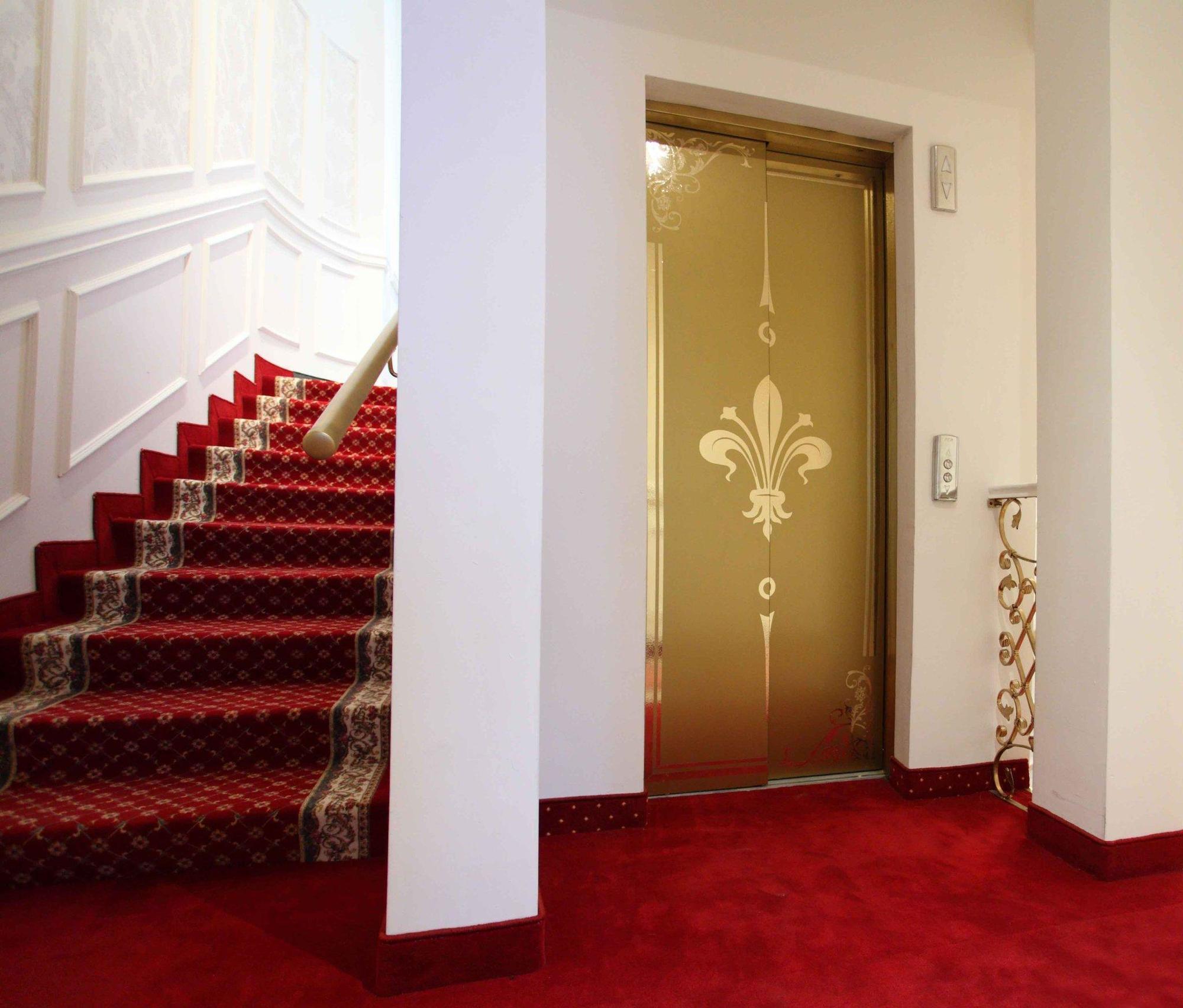 Royal Grand Hotel Kiev Interiør billede